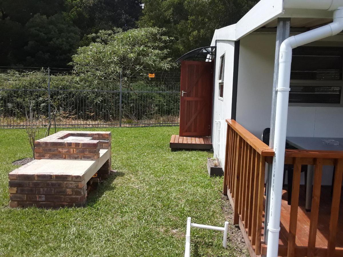 Nadine'S Self - Catering Accommodation Stormsrivier Εξωτερικό φωτογραφία